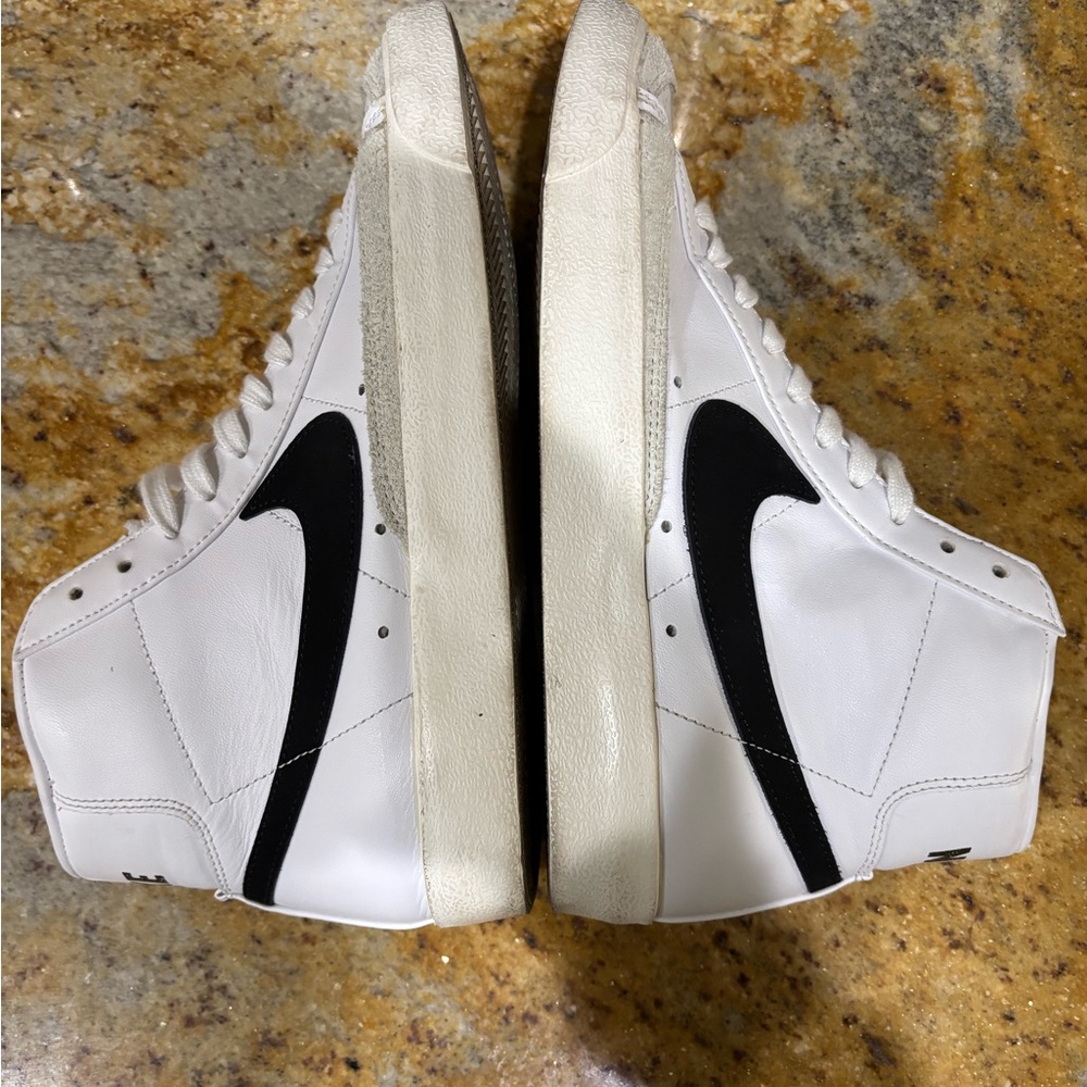 Nike Blazer Mid size 8.5 - Picture 7 of 9